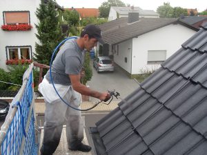Dachsanierung, Dachreinigung und Dachbeschichtung